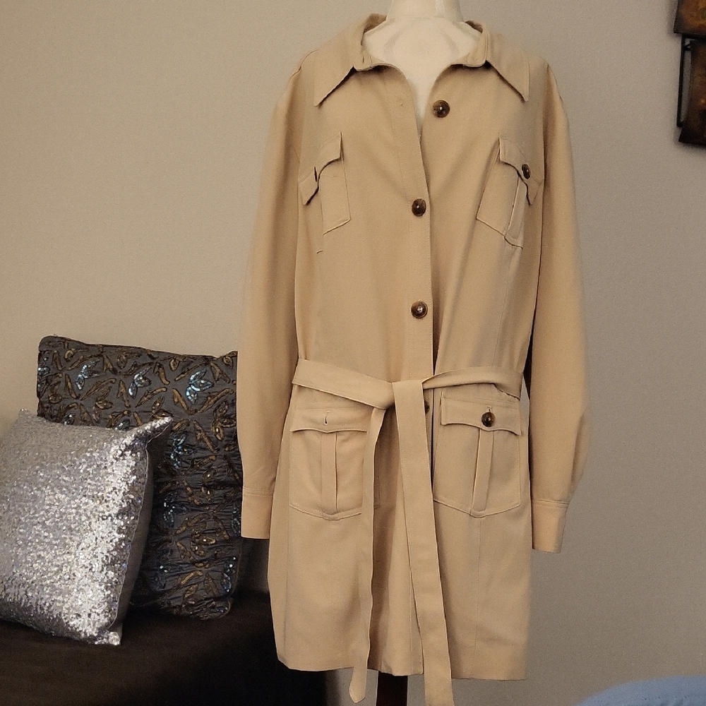 Mary McFadden Tan Trench Coat with Belt